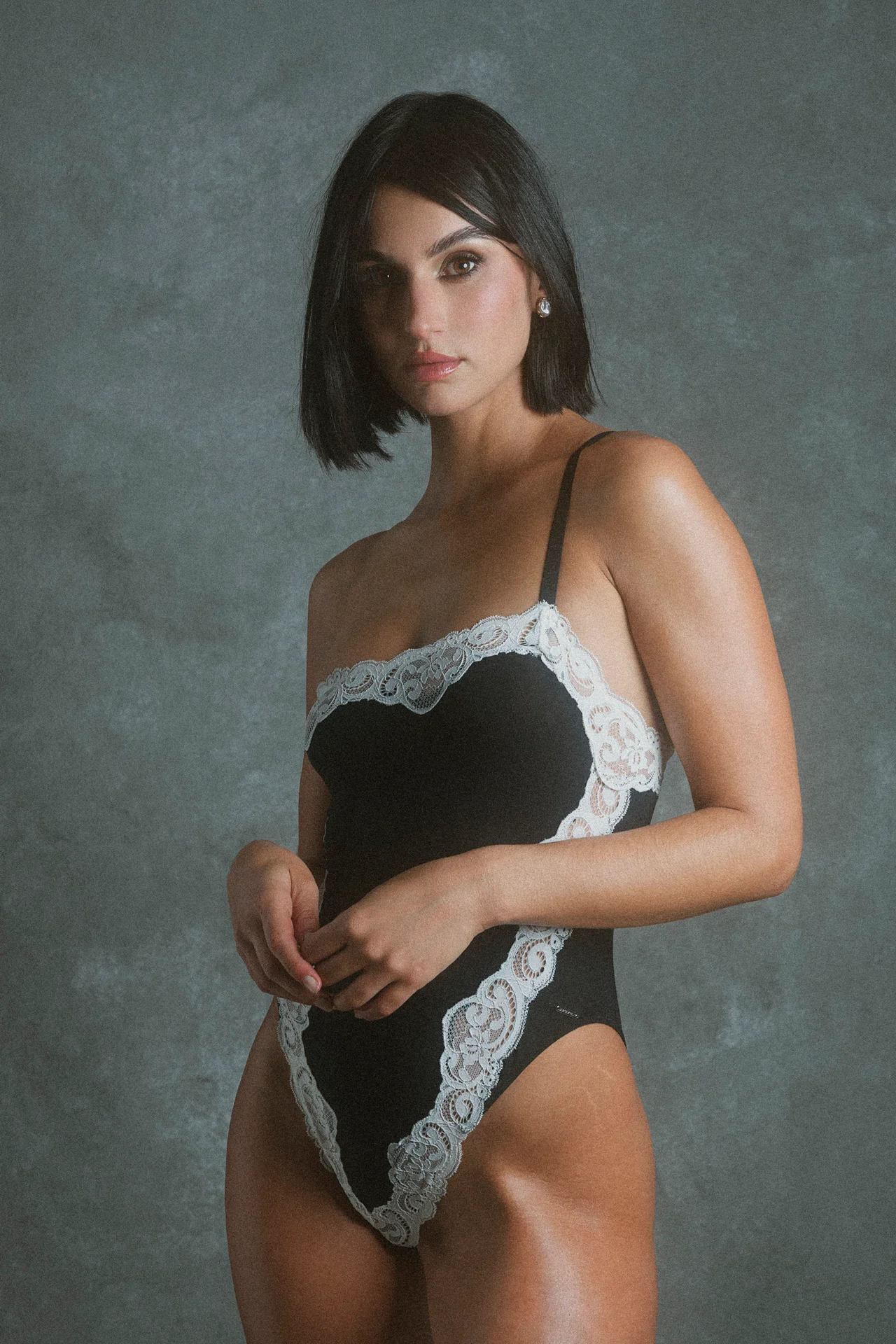 Retrato bodysuit negro