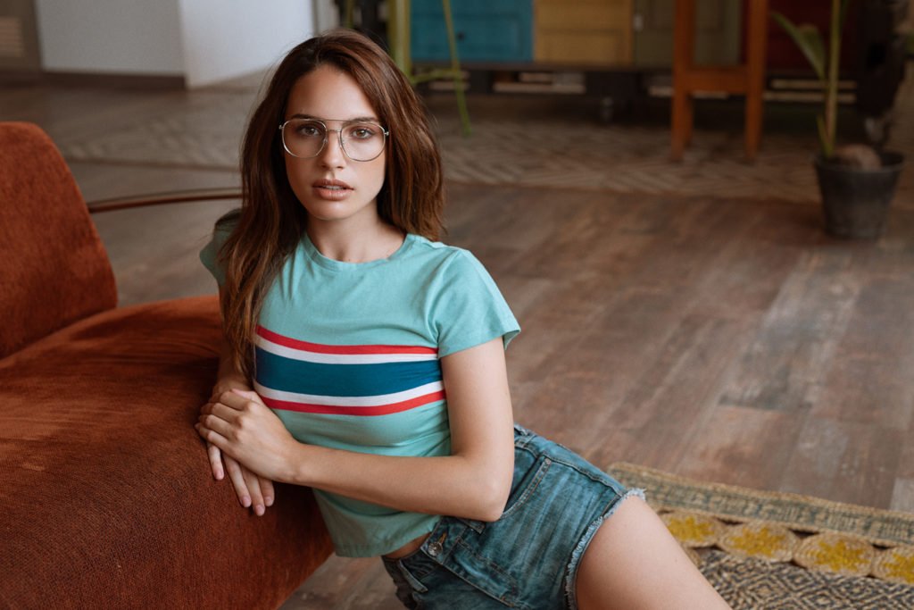 Fotógrafo Barcelona PROFESIONAL 📸 Fotógrafo & Retocador | Vintage Sofas