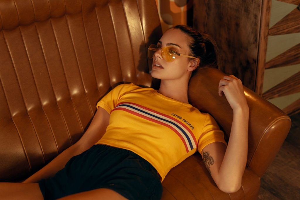 Fotógrafo Barcelona PROFESIONAL 📸 Fotógrafo & Retocador | Vintage Sofas