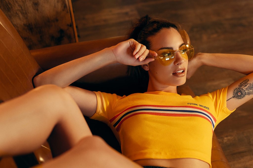 Fotógrafo Barcelona PROFESIONAL 📸 Fotógrafo & Retocador | Vintage Sofas